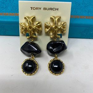 Tory Burch Black Matte Roxanne Clip On worn once do not have card